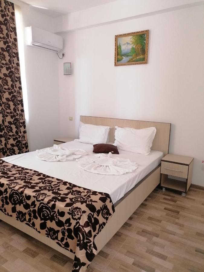 Hotel Coralis 2 Eforie Nord Ngoại thất bức ảnh